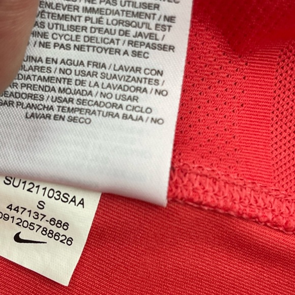 Nike Dri-Fit Tank Top - Picture 5 of 9